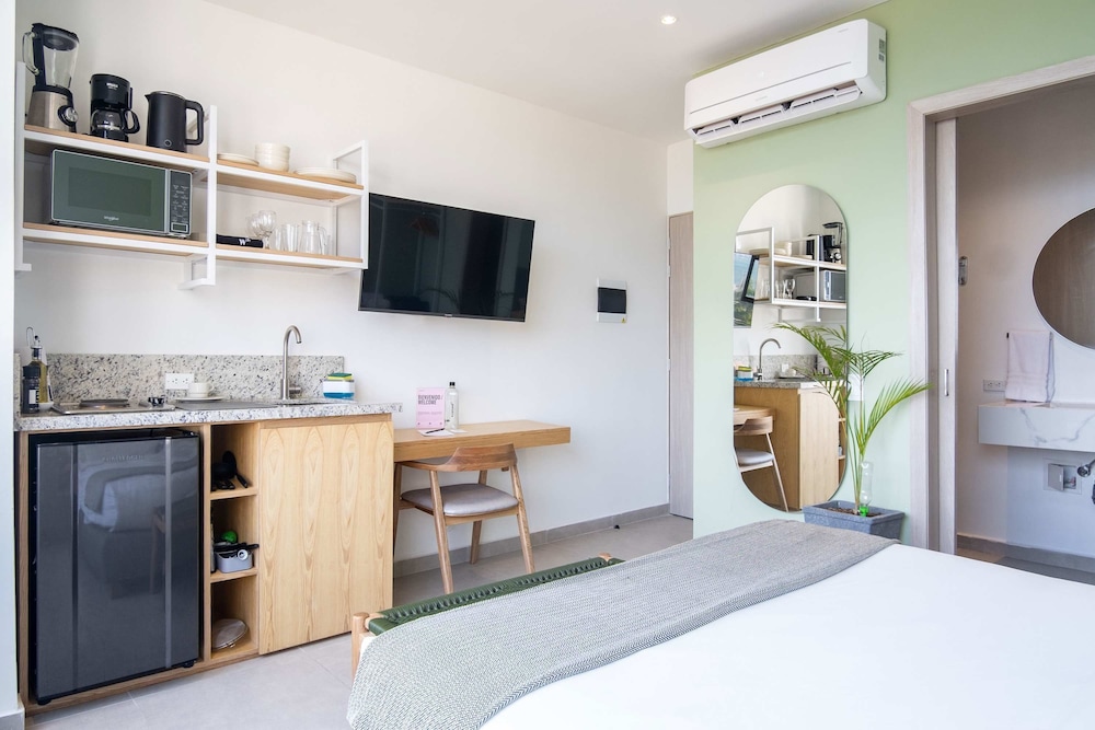 w Idyllic 3BR w Vibrant Terrace in CTG