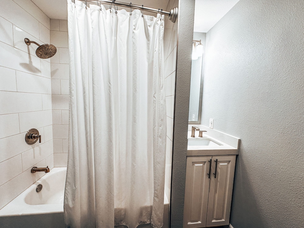 The Yucca Hotel- Entire Boutique Buyout