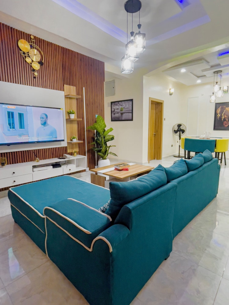 La Veda Manor Luxury Apartment