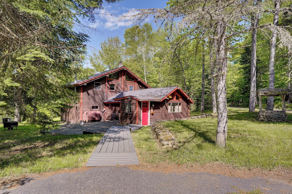 Saranac Lake Cabin w/ Deck: Pets Welcome! view 3