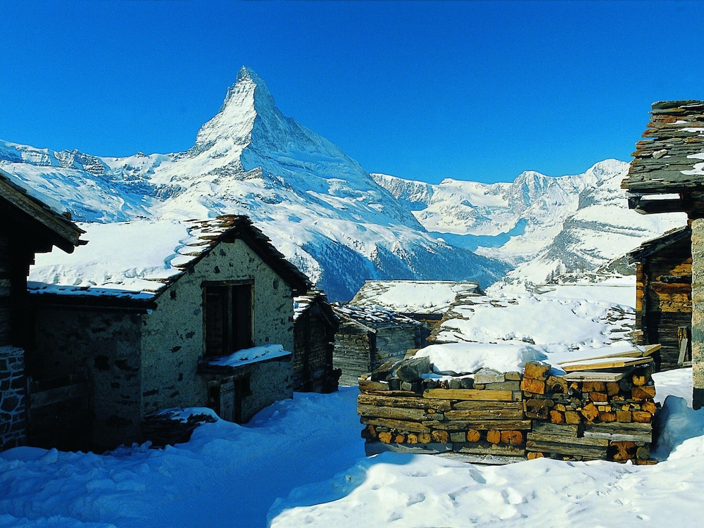 Chalet Heremence Near Les 4 Vallees Ski Area