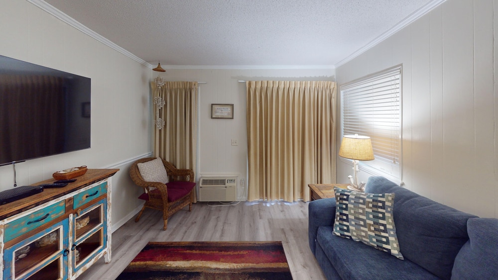 A Place At The Beach V A109 2 Bedroom Condo