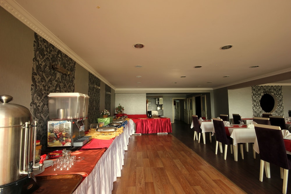 Blue Marine Otel - Image 12