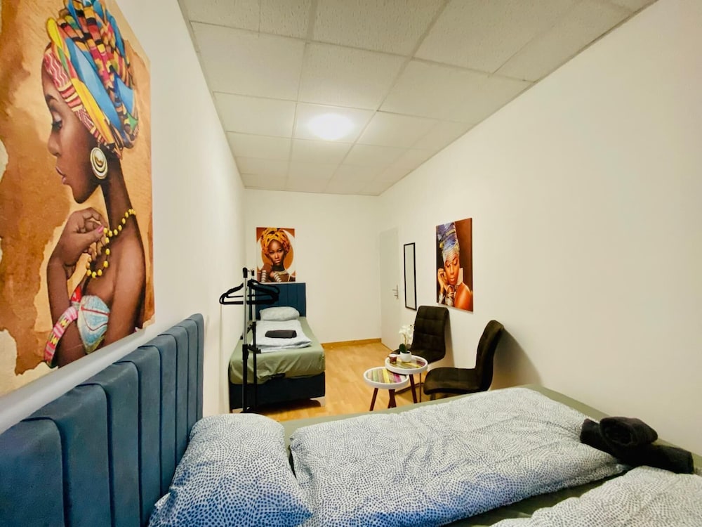Cozy 3 Bedroom Apartment in Quiet Area