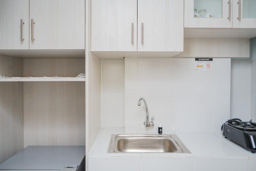 Minimalist Style Studio Ayodhya Apartment