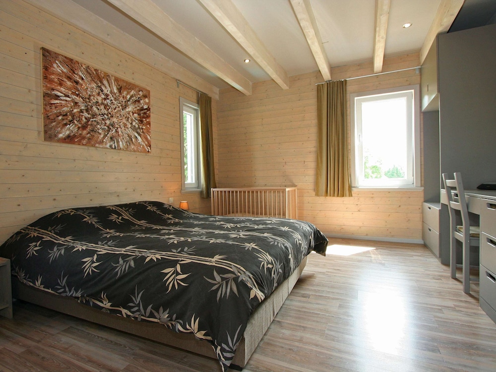 Luxurious Villa in Nadrin Belgium with Sauna & Hot Tub view 5