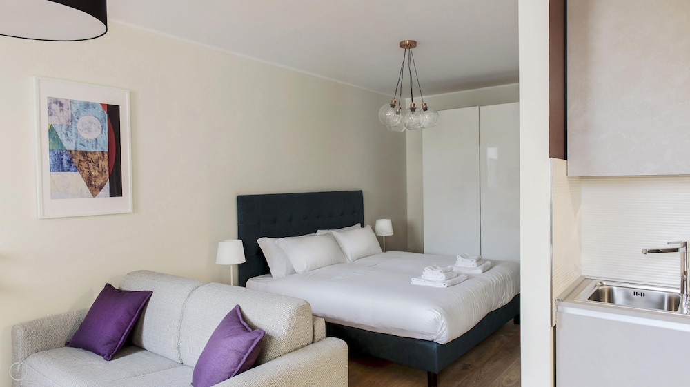 Mono B en Milan — hotel room