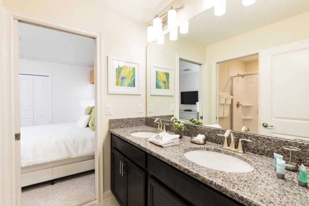 Refreshing 6 Bed Pool Home With Game Room Pool/spa 6 Bedroom Condo by RedAwning view 3