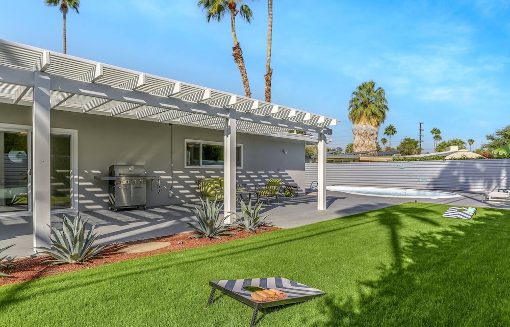 Desert Flamingo PS