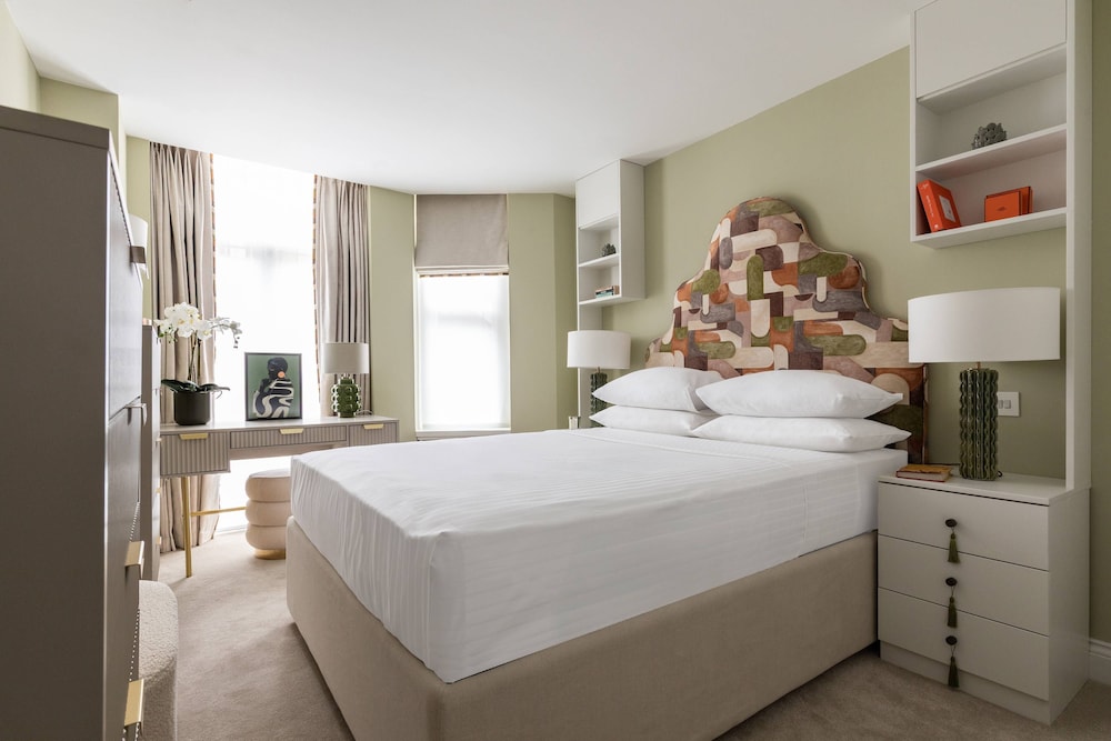 Culford Gardens III by Onefinestay
