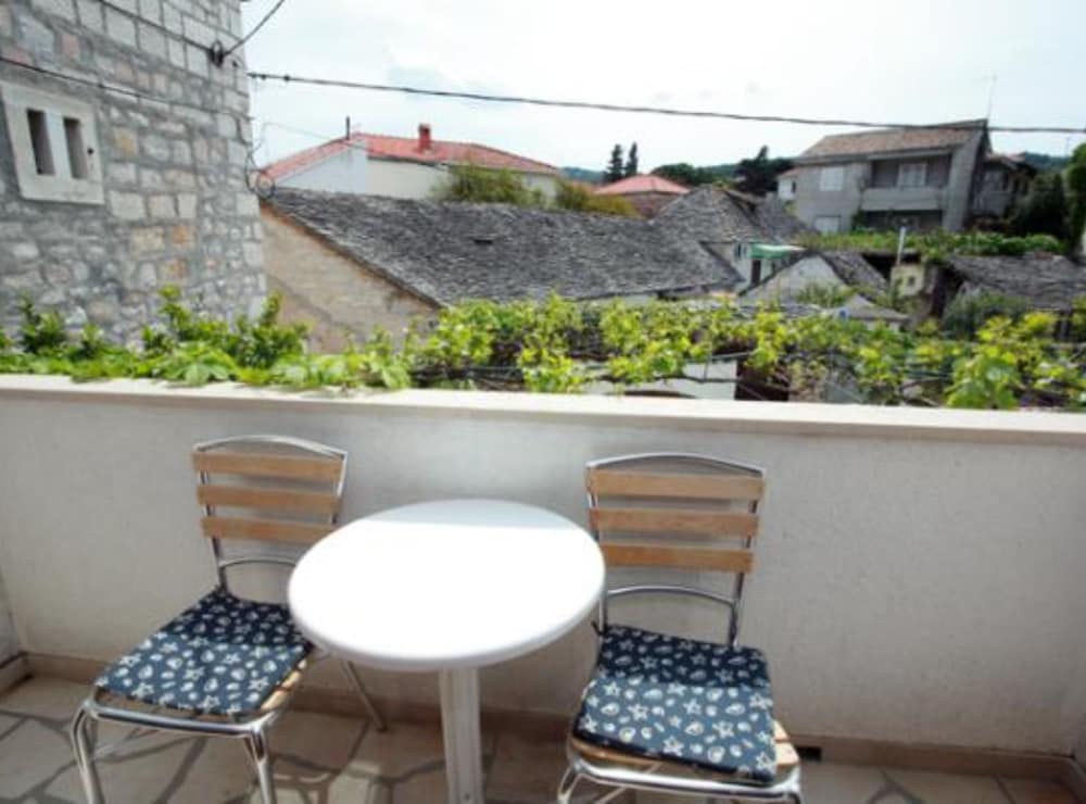 Apartments K Supetar