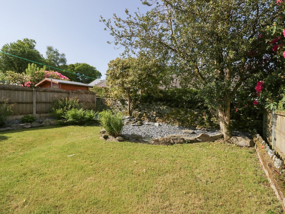 Ananda House