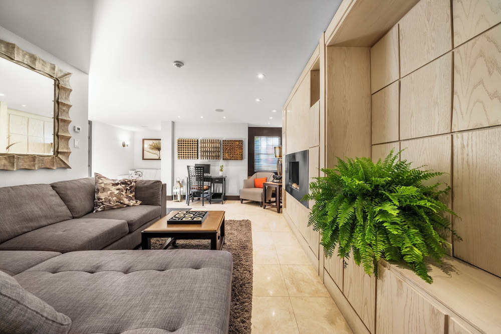 Niagara-on-the-Lake Vacations - The Shaw Club Hotel - Property Image 45