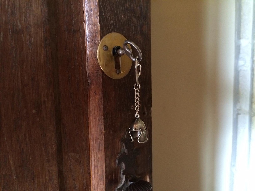 Photo 11