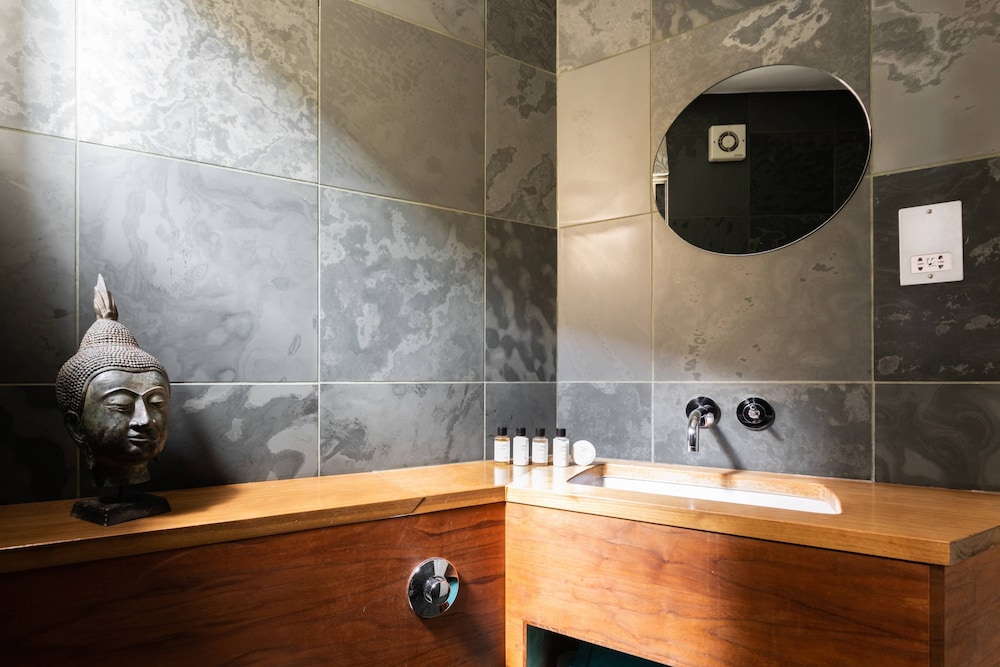 Poplar Grove II by Onefinestay