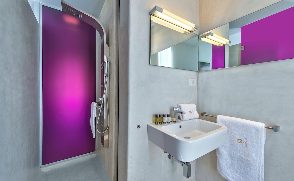 Youphoria Villas