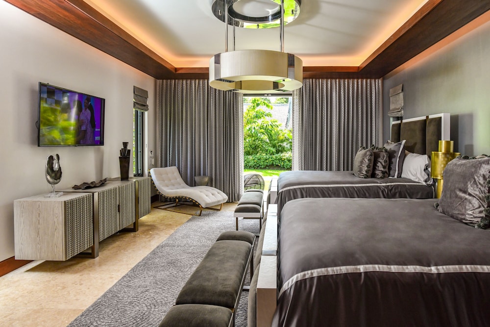 Oceans 8 Villa at the Tryall Club