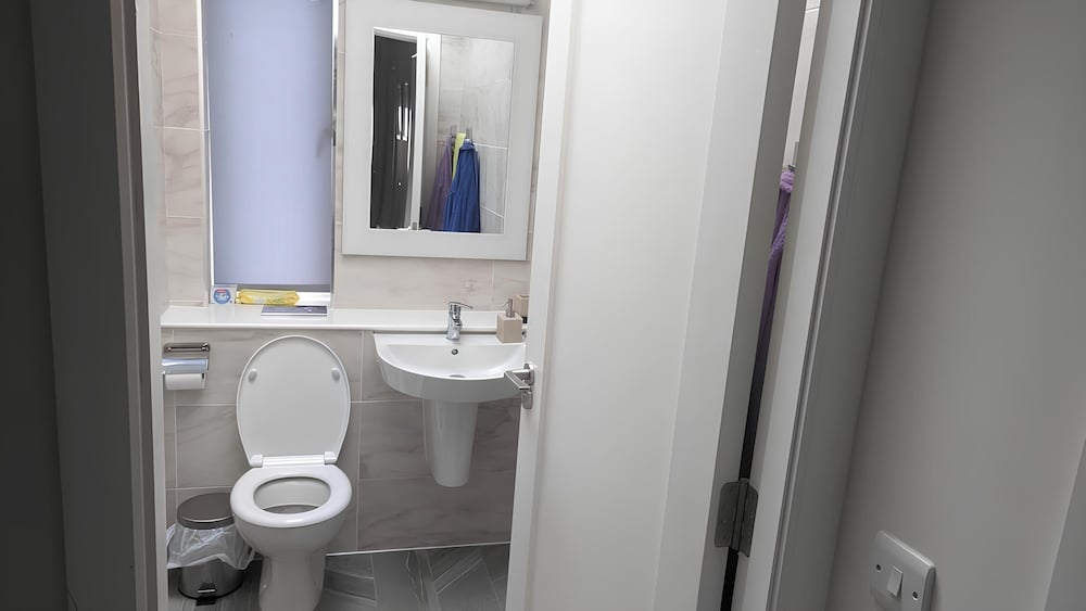 Private Rooms in a Peaceful Neighborhood