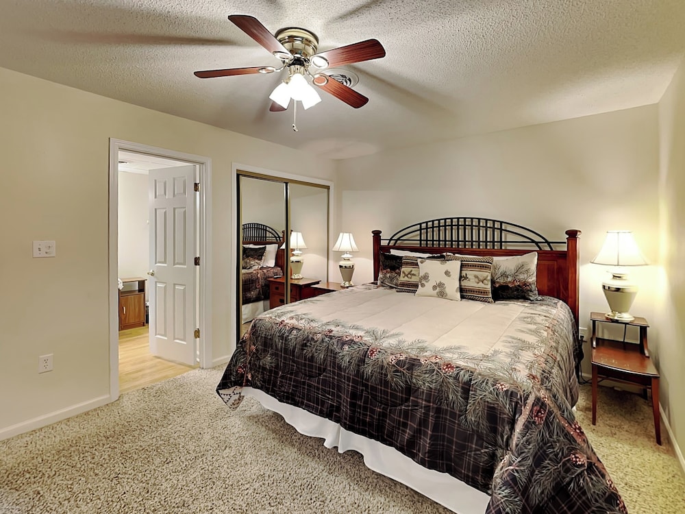 Hilltop Paradise by Jackson Mountain Rentals