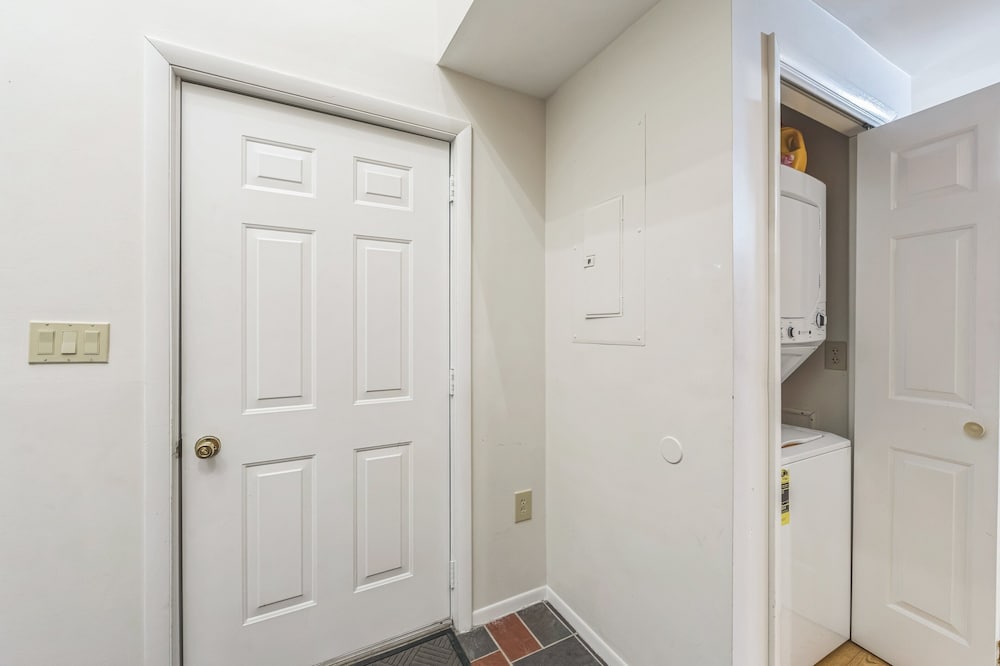 Hudson 76i - A Stylish Mountain Retreat 2 Bedroom Townhouse by The Summit at Gore Mountain