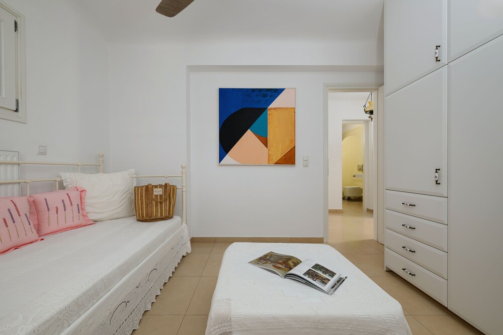 Naxos Kastraki Homey Villa With Sea View