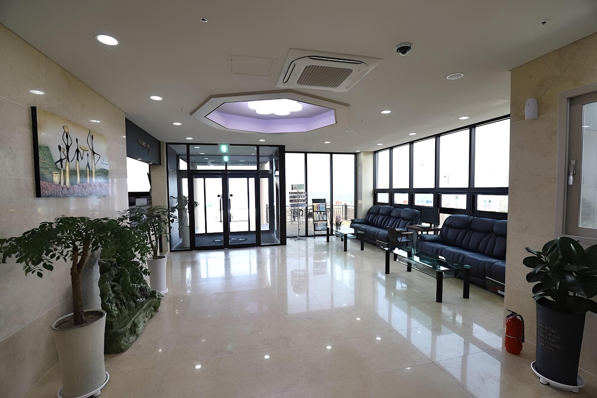 Jeju The Four Hills Hotel
