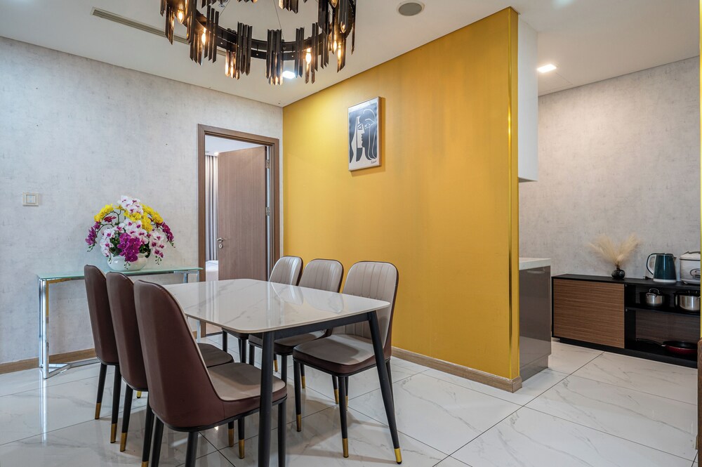 Vinhome Central Park - ADVANTAGE HOME