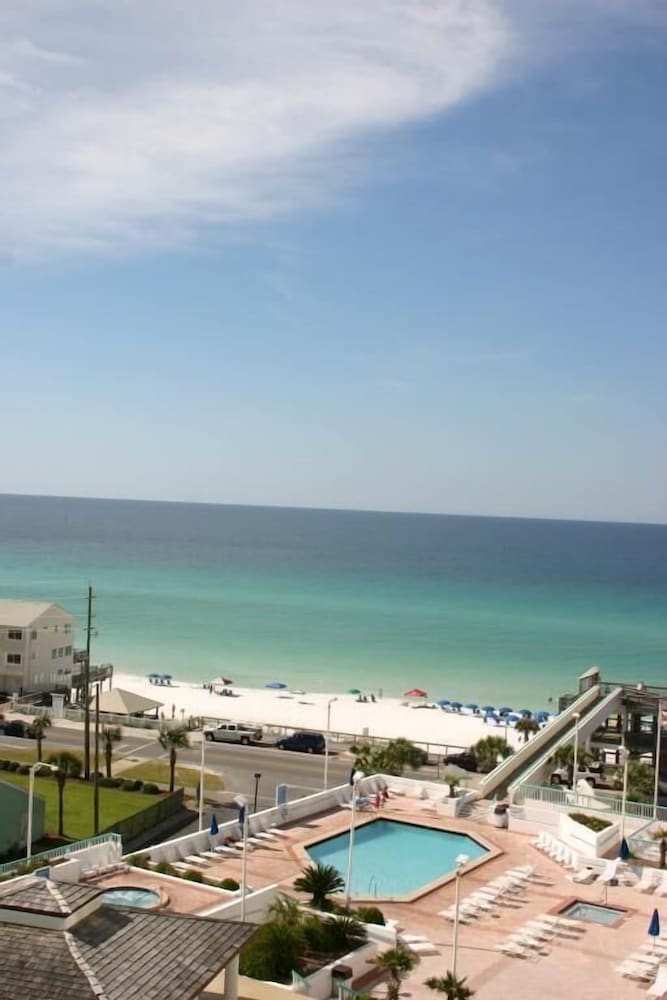 Surfside 1210 2 Bedroom Apartment by BnD