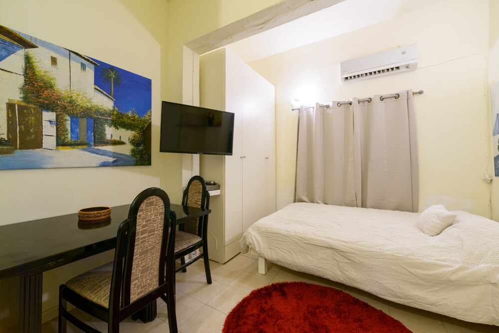 Tel-Aviving Apartments
