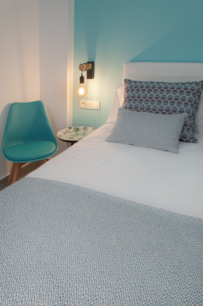 ABAL Apartments - Barrio