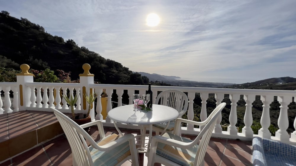Villa Paco by At Home Costa del Sol