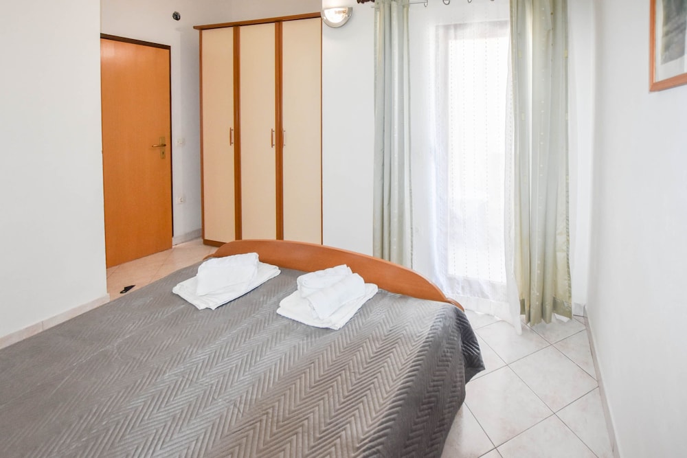 Apartments Ante view 3