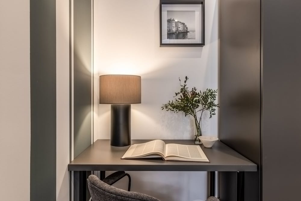 Portici - 2 Bedrooms and Terrace in Goya