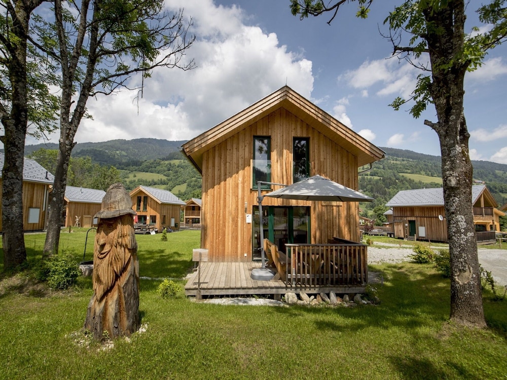 Stylish Chalet With Infrared Sauna
