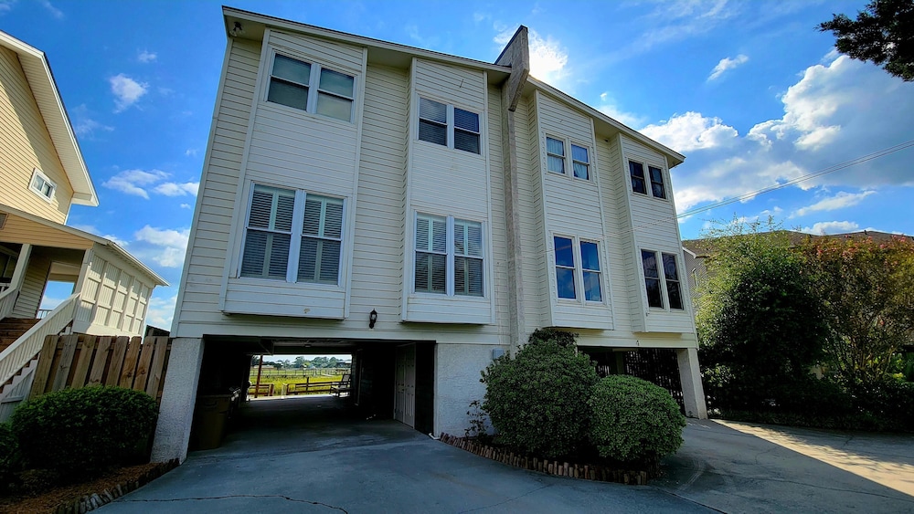 3 Marsh Creek Cove by Tybee Vacation Rentals