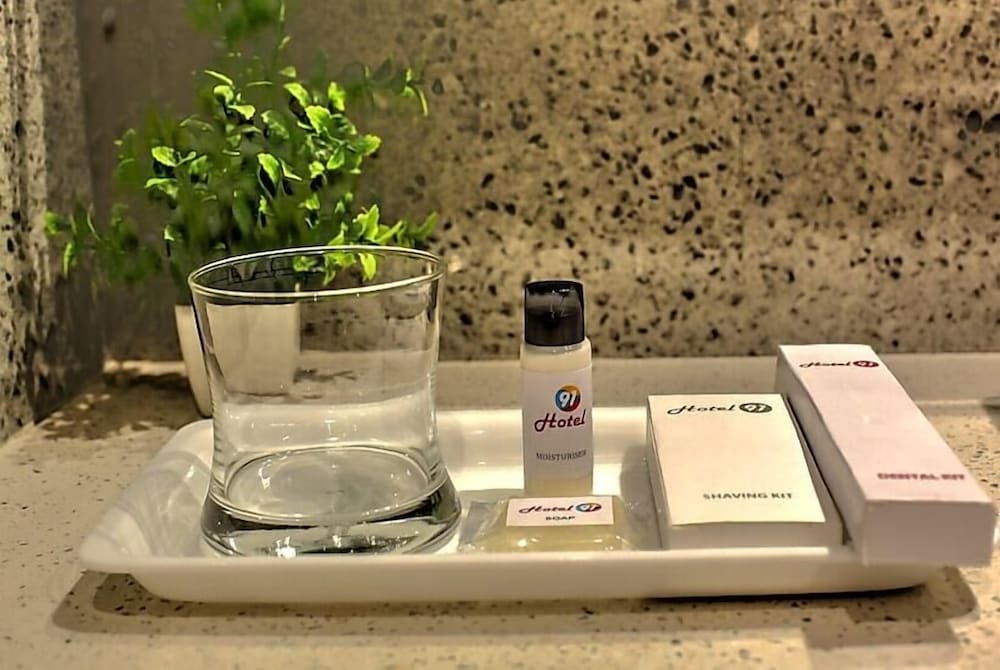 Hotel 91 Huda City Centre