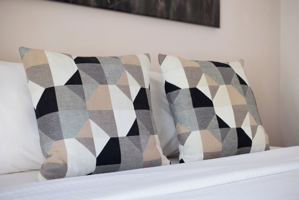 Selany's Chic Apt in the Heart of Athens