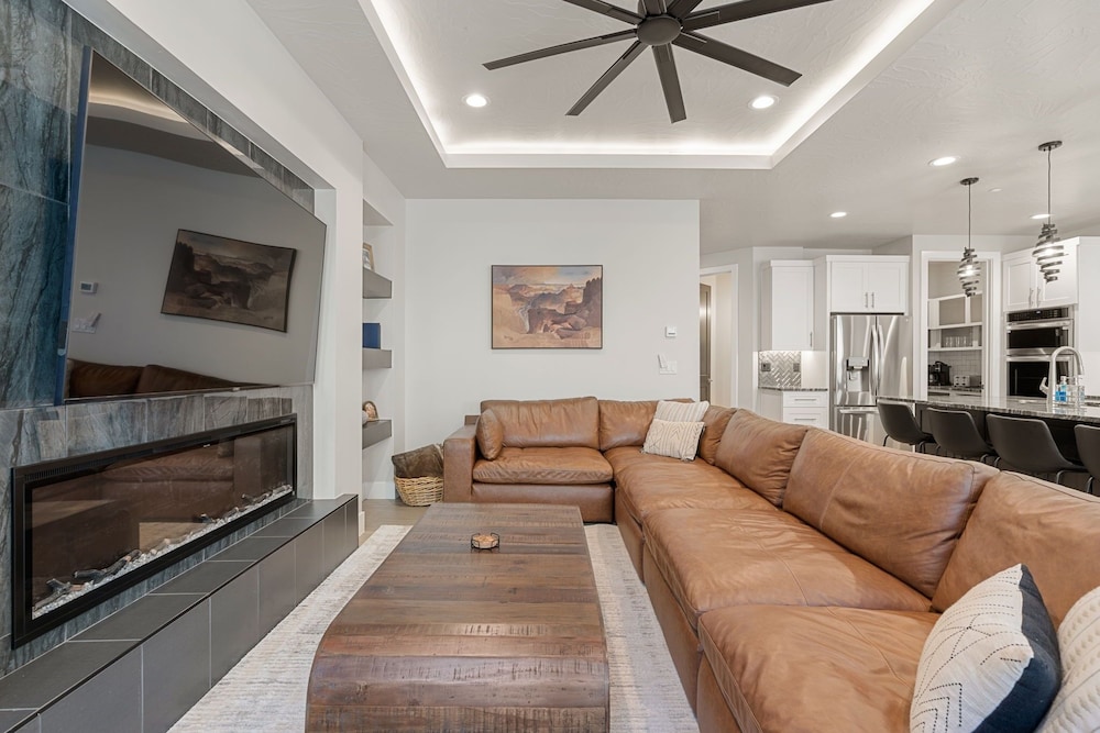 Sundance Den 3 Bedroom Home