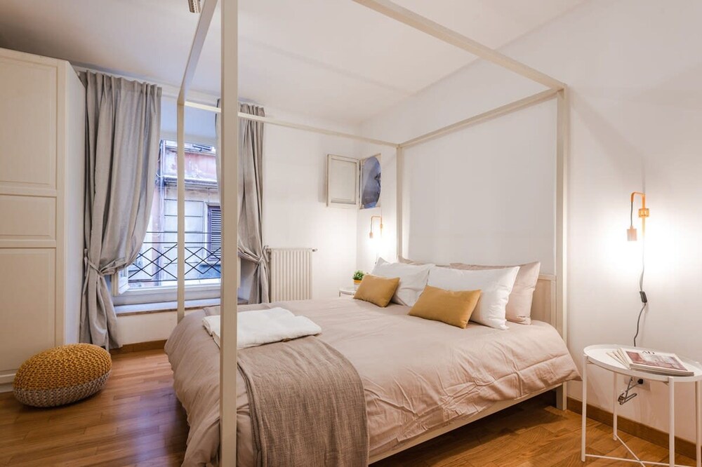 New Listing La Magnolia A C Balcony Office Piazza Navona Spanish Steps