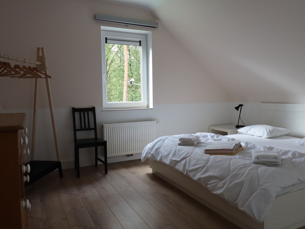 Quiet Infrared Sauna Retreat