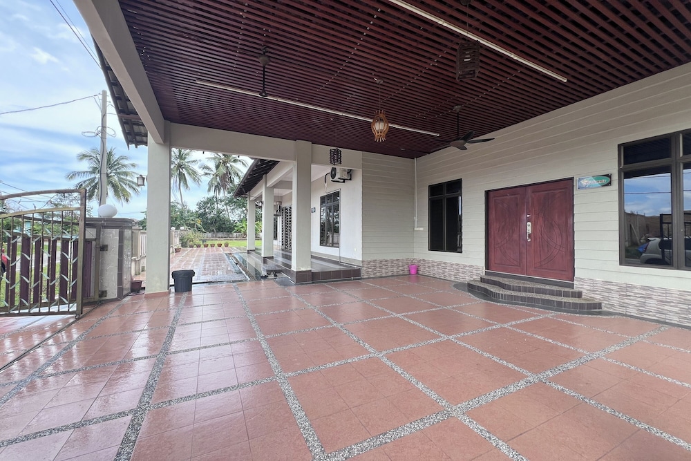 Nurbayu Villa (3 and 4 bedroom Villa) Kemaman