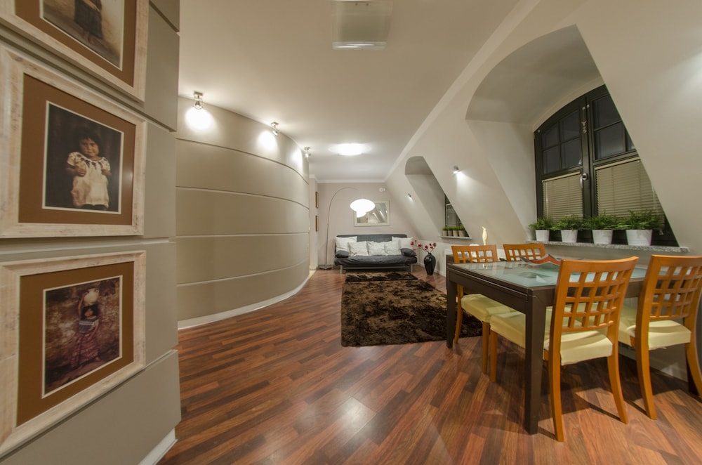 Dom & House - Apartments Monte Cassino