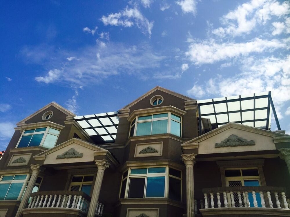 Dream of Sharing Family B&B