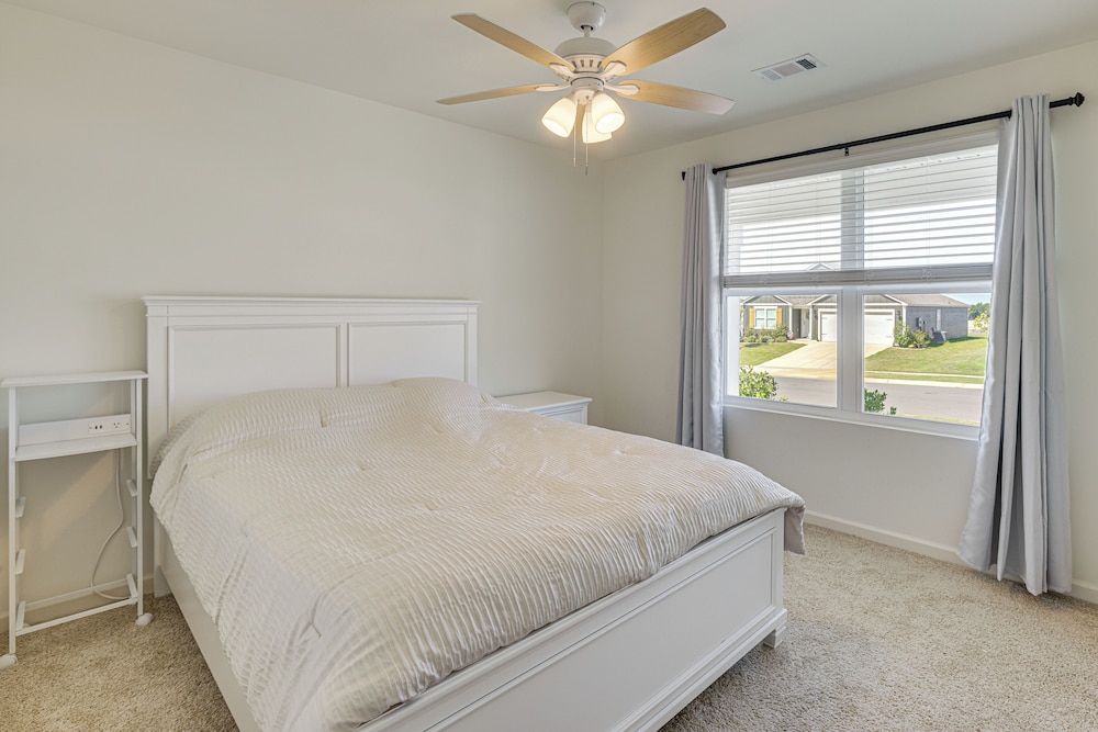 Bama Game Day Base: Newly Built Home Near UA!