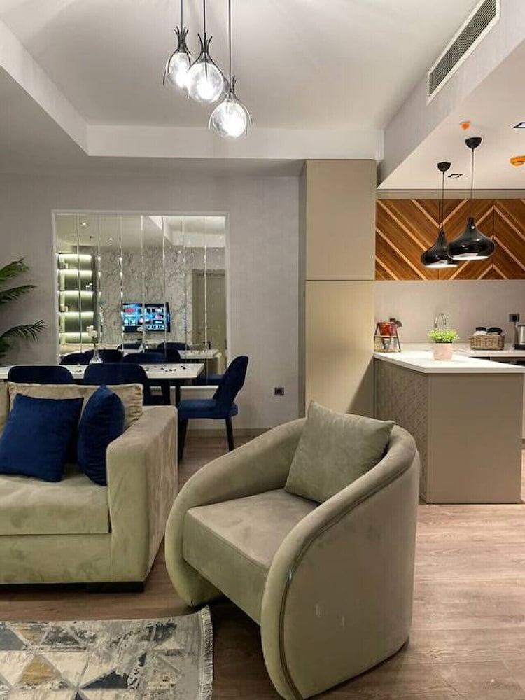 Brand-new 2 1 Apartment-near Mall of Istanbul