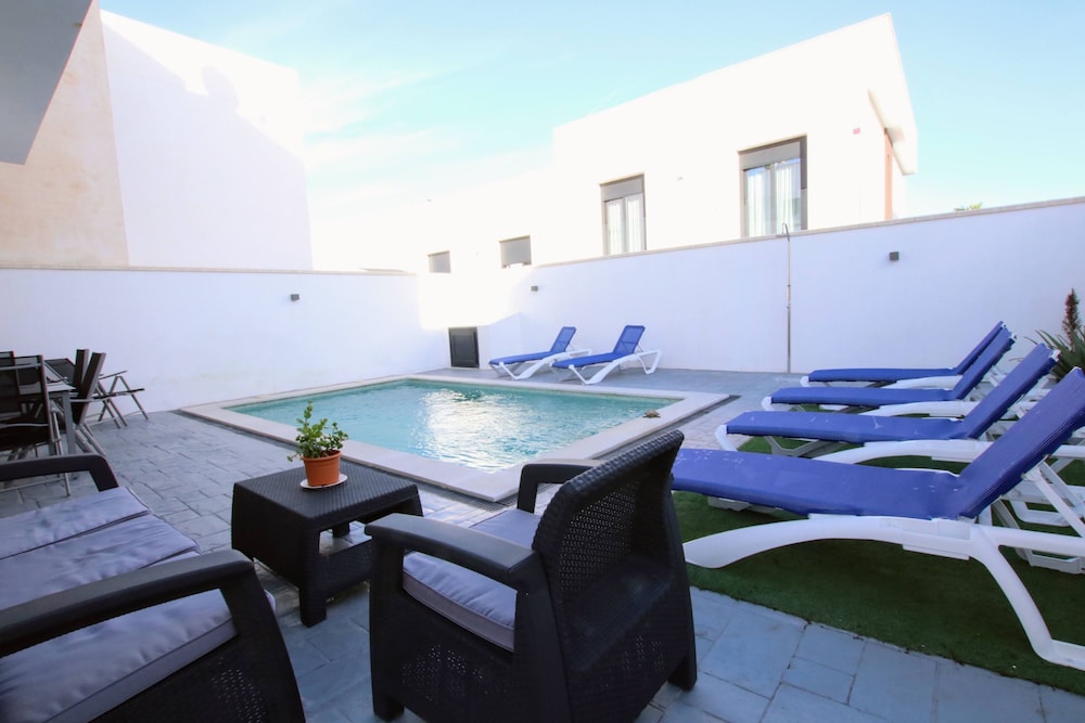 Tess Casa Sargantana