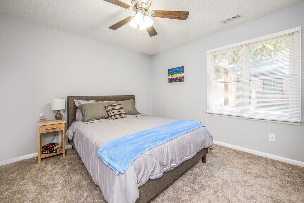 Fayetteville Vacations - No Place Like Homeplace! II - Property Image 30