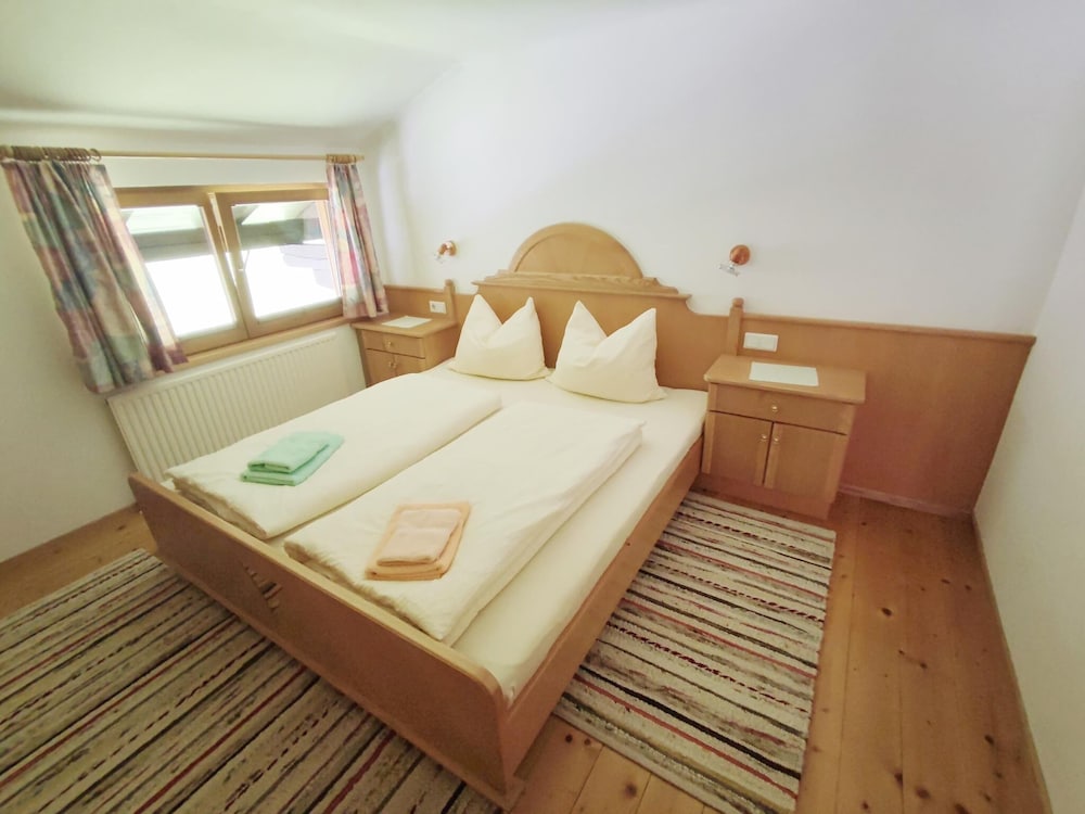 Chalet in Tirol by Zillertal Ski Slopes
