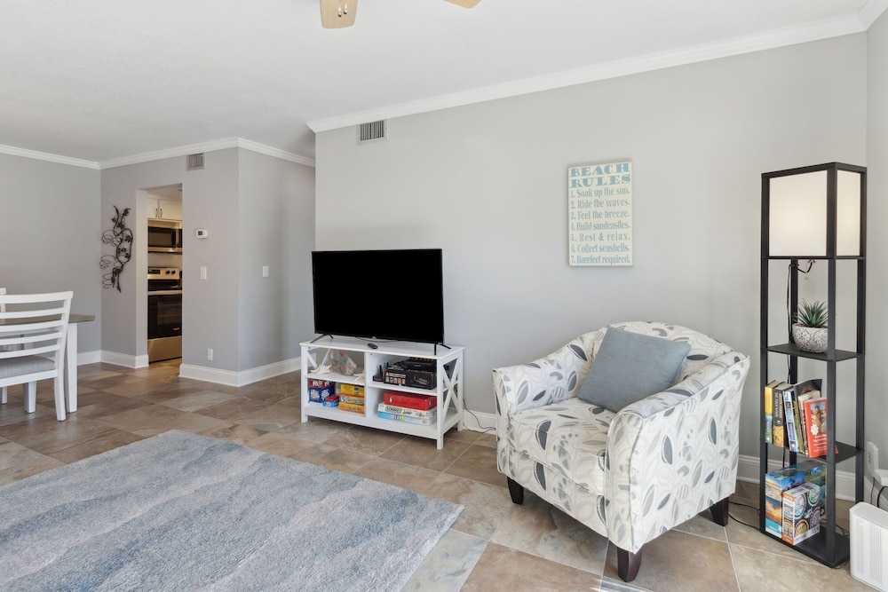 Fernandina Shores 6398 2 Bedroom Condo