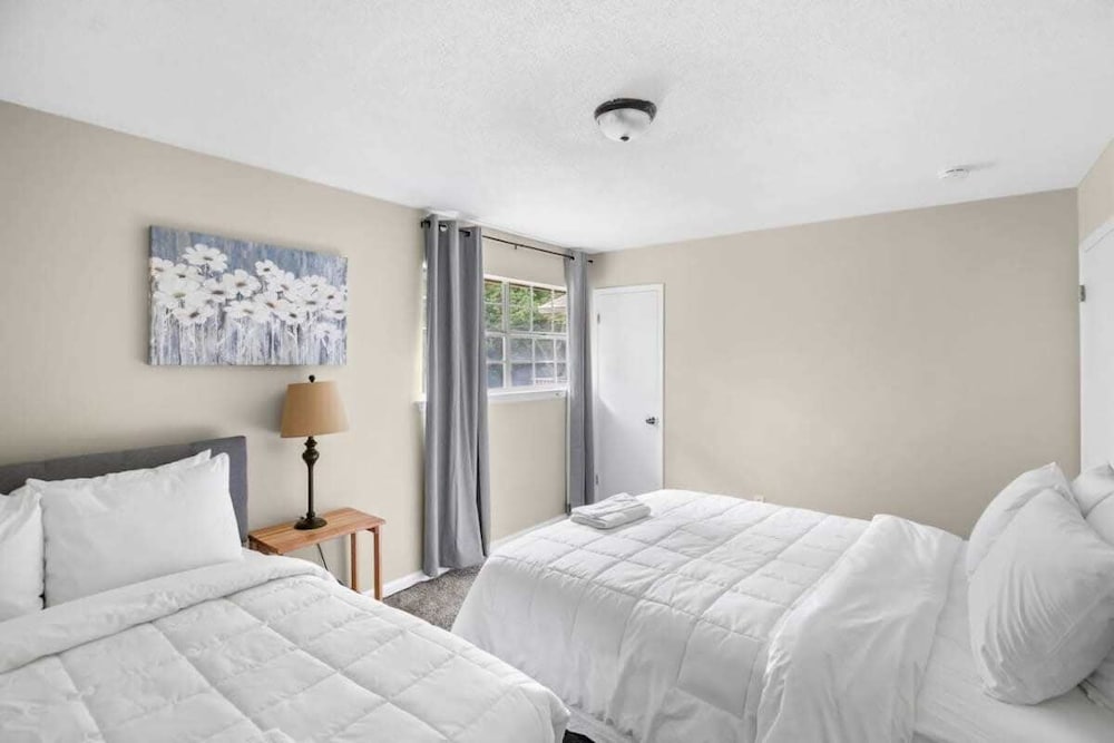 Miami Family Friendly in Forestdale